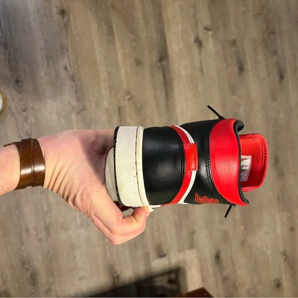 Men's Jordan 1 Mid - Picture 9 of 11